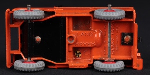 Dinky toys 340 landrover ee467 base