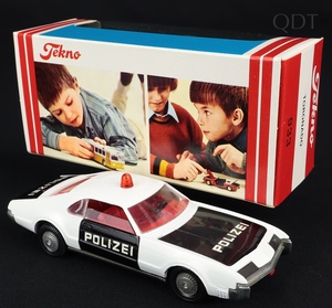 Tekno models 933 toronado polizei ee531 front