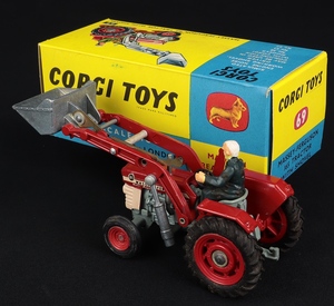 Corgi toys 69 massey ferguson tractor shovel ee537 back