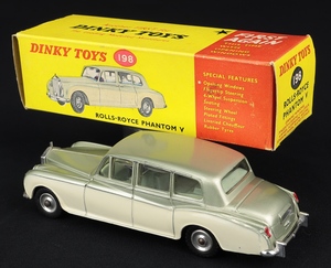 Dinky toys 198 rolls royce phantom v ee545 back