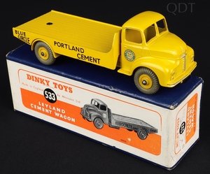 Dinky toys 533 ferrocrete leyland cement lorry ee560 front