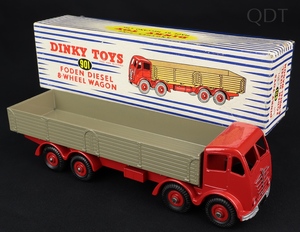 Dinky toys 901 foden diesel wagon ee583 front