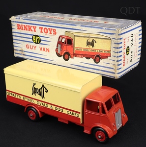 Dinky toys 917 guy van spratts ee584 front