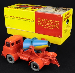 Dinky supertoys 960 lorry mounted concrete mixer ee589 back