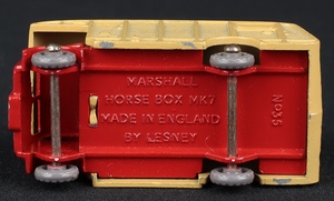 Matchbox models 35a horse box ee748 base