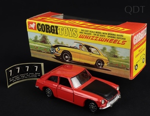 Corgi toys 378 mgc gt competition ee842 front