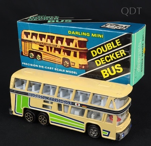 Maxwell darling mini double decker bus ee858 front