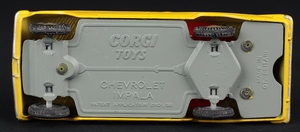 Corgi toys 221 chevrolet new york taxi cab ee896 base