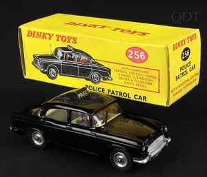 Dinky toys 256 police patrol car ee912 front