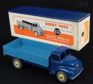 Dinky toys 532 comet wagon tailboard ff64 front