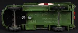 Dinky toys 626 military ambulance ff81 base