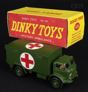 Dinky toys 626 military ambulance ff81 front