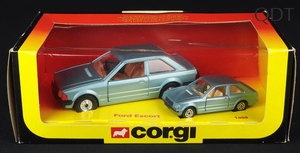 Corgi toys little large set 1359 ford escort ff120 front