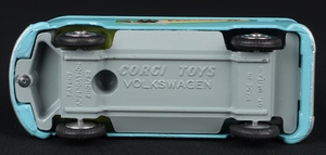 Corgi toys 441 toblerone vw van ff146 base
