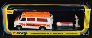 Corgi toys 405 chevrolet superior 61 ambulance ff61 front