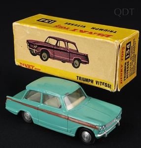 Indian dinky toys 134 triumph vitesse ff185 front 