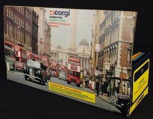 Corgi toys gift set 11 london transport ff259 back