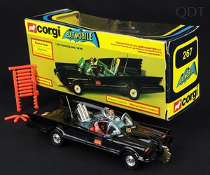 Corgi toys 267 batmobile ff523 front