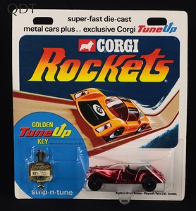 Corgi rockets 921 morgan plus 8 ff561 front