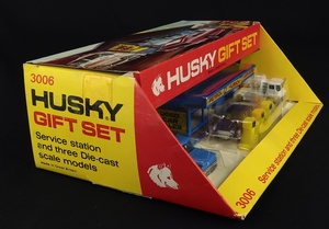 Husky gift set 3006 service station 3 die cast models ff705 side