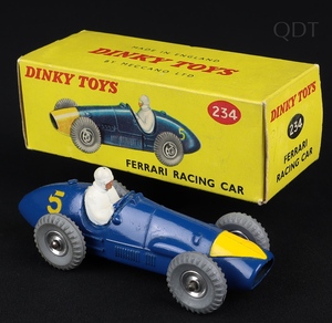 Dinky toys 234 ferrari racing car ff712 front