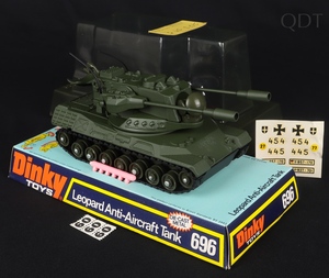 Dinky toys 696 leopard anti aircraft tank ff902 front