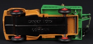 Dinky toys 430 commer breakdown lorry gg32 base