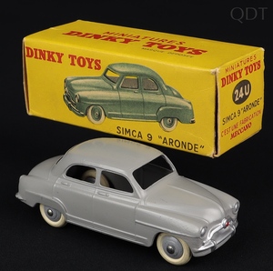 French dinky toys 24u simca 9 aronde gg82 front