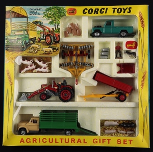 Corgi toys gift set 5 agricultural gg94