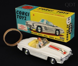 https://qualitydiecasttoys.com/system/images/000/126/046/medium/Corgi-Toys-303S-Mercedes-Benz-300SL-Open-Roadster-GG157-front.jpg?1699530375