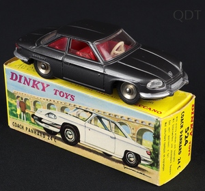 French dinky toys 524 coach panhard 24c gg163 front