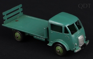 French dinky toys 25h ford beverage truck gg346 front