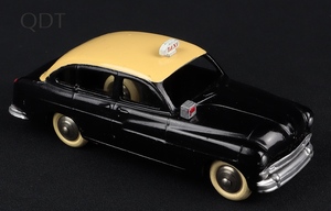 French dinky 24x ford vedette taxi gg344 front