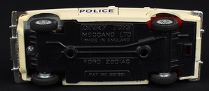 Dinky toys 255 ford zodiac police car gg610 base