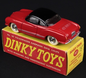 Dinky toys 187 volkswagen karmann ghia coupe gg681 back
