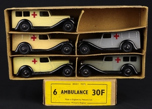 Dinky trade box 39f ambulance gg735 box