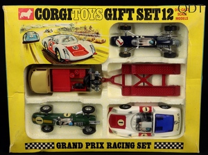 Corgi toys gift set 12 grand prix racing gg786 front