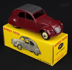 French dinky 24t 2 cv citroen gg884 front