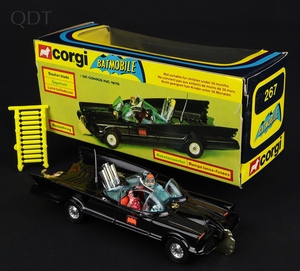 Corgi toys 267 batmobile gg887 front