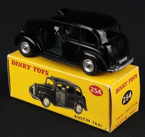 Dinky toys 254 austin taxi gg912 back