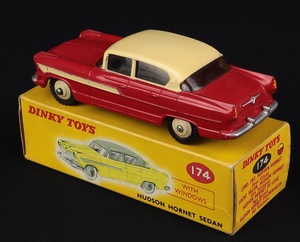 Dinky toys 174 hudson hornet sedan gg915 back