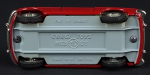 Corgi toys 327 mgb gt gg925 base