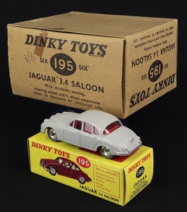 Dinky toys 195 jaguar saloon hh28 back