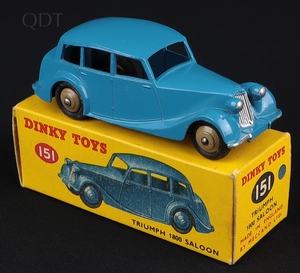 Dinky toys 151 triumph saloon hh54 front