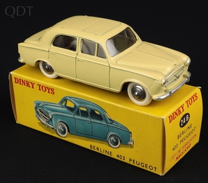 French dinky toys 24b peugeot 403 berline hh102 front