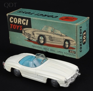 Corgi toys 303 mercedes benz 300sl open roadster hh117 front