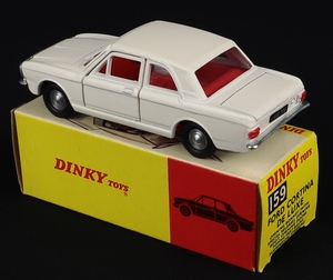 Dinky toys 159 ford cortina de luxe hh149 back