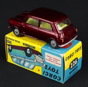 Corgi toys 226 mini minor hh222 back