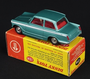 Dinky toys 134 triumph vitesse hh224 back