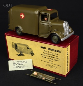 Britains 1512 army ambulance hh233 front